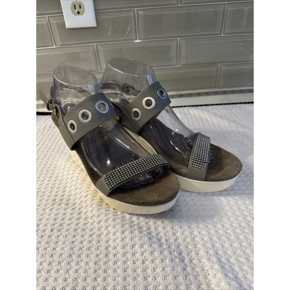 Donald J. Pliner JERRI Gray Bead Embellished Wedge Sandals Sz 8.5M 3" Heels